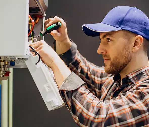 Expert Tankless Water Heater Plumber in Elmont, NY