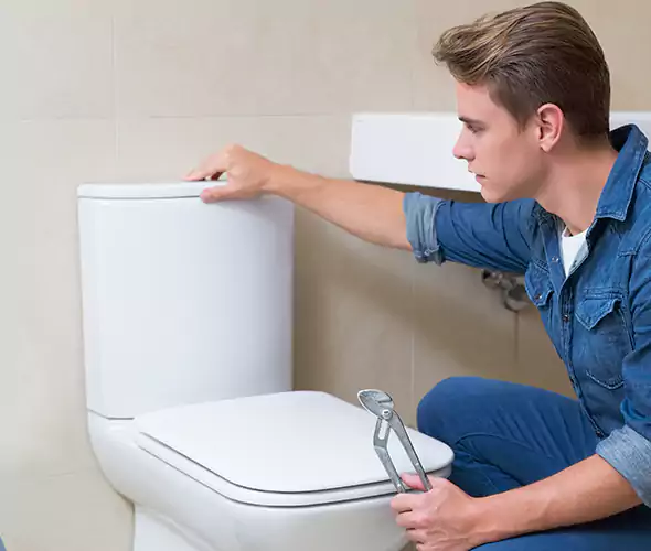 Expert Plumber for Toilet Replacement in Elmont, NY: Schedule Affordable Toilet Replacement Services with Us
