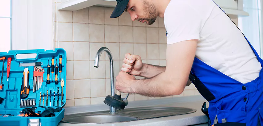 Emergency Plumber in Elmont