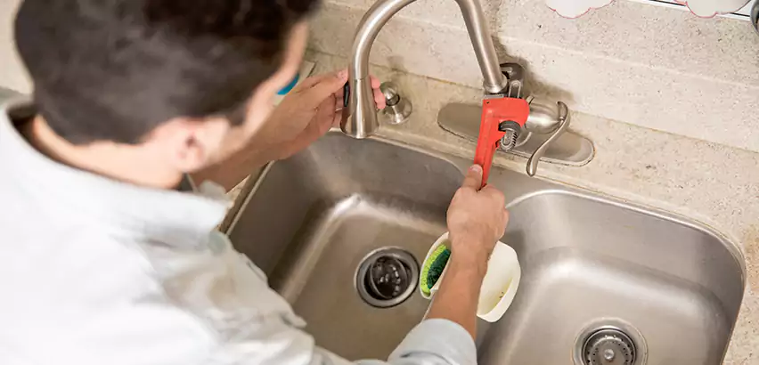 Faucet Repair in Elmont